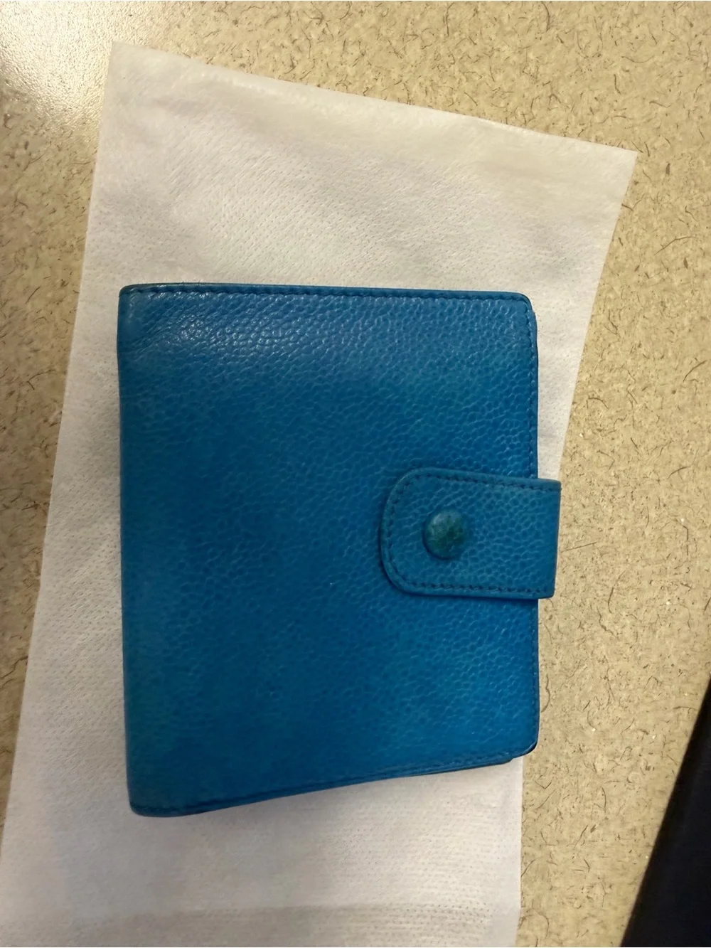 CHANEL Blue Leather Card & Key Holder with Embossed CC